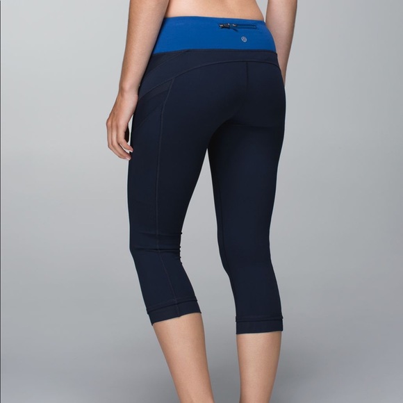 lululemon athletica Pants - Lululemon Illumina blue crop leggings - 19" inseam